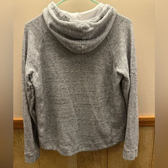 Adidas Sweatshirt - Picture 5 of 6